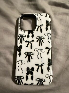 White and Black Bow Pattern Phone Case - Unbranded